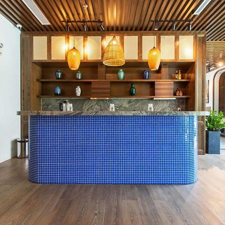 Sea Breeze Condotel Danang Bagian luar foto