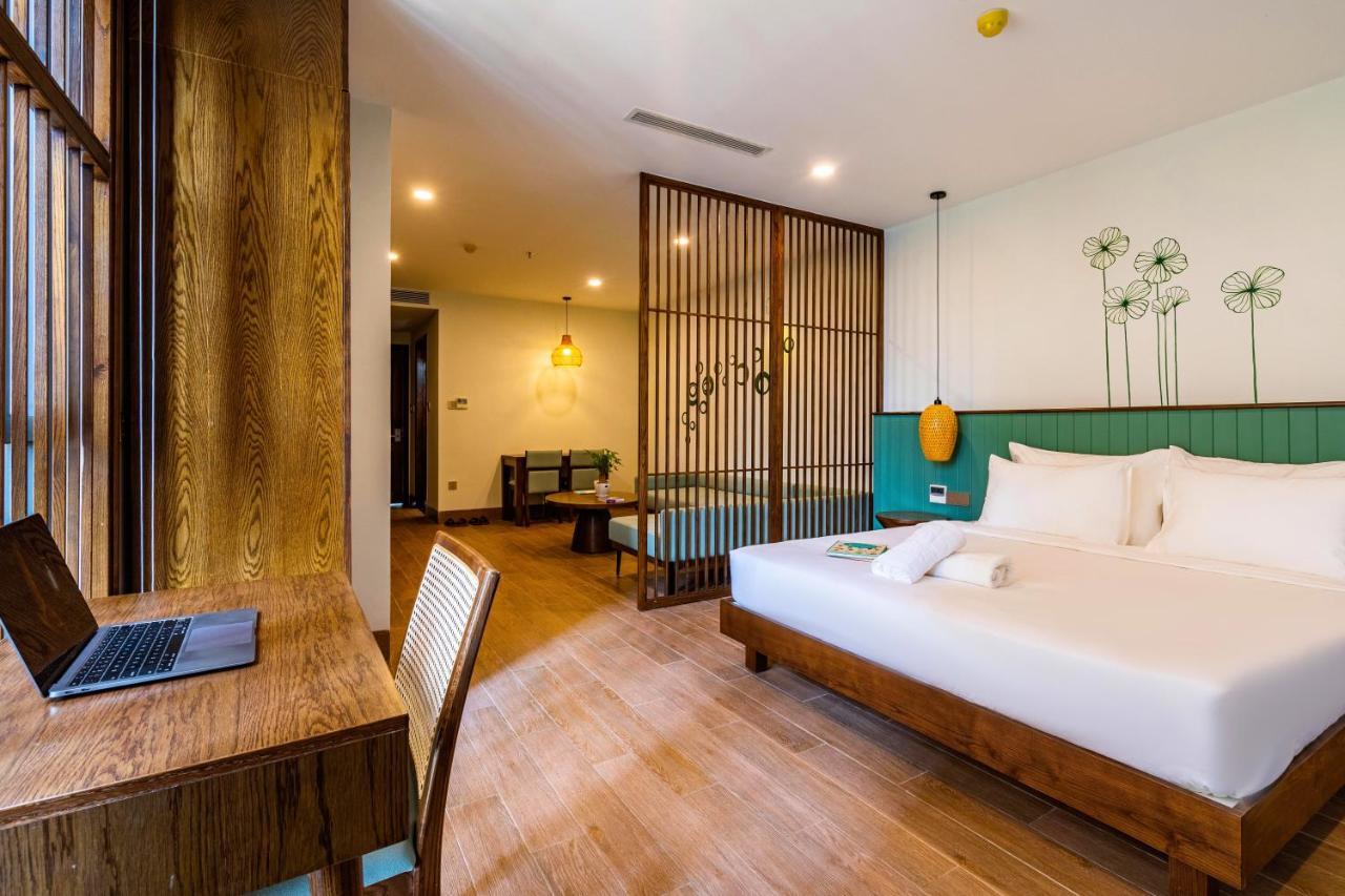 Sea Breeze Condotel Danang Bagian luar foto